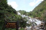 Mae Ya Waterfall 09