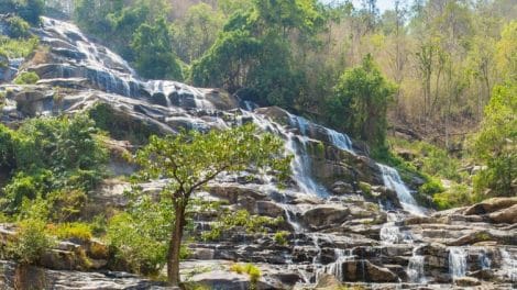 Mae Ya Waterfall