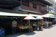 Somphet Market 08