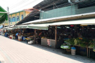 Somphet Market 09
