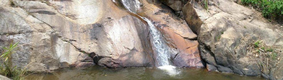 Mo Paeng Waterfall