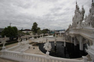Wat Rong Khun White Temple 04