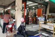 Thanin Market 15
