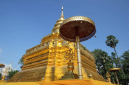 Wat Phra That Si Chom Thong Worawihan 01