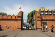 Tha Phae Gate 03