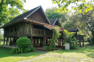 Lanna Traditional House Museum 16