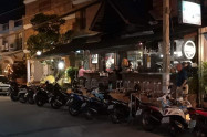 Loi Khro Road 09