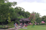 San Kamphaeng Hot Springs 01