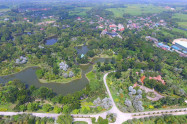 Tweechol Botanic Garden 02