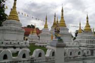 Wat Chedi Sao Lang 08