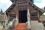 Wat Intharawat 02