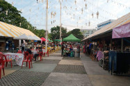 Kad Rincome Fashion Market 06