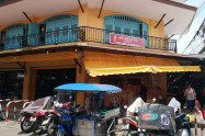 Ton Lam Yai Market 01