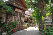 Wat Ket Karam Museum 04