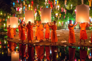 Loy Krathong 10