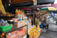 Ton Payom Market 03