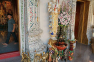 Wat Loi Khro 11