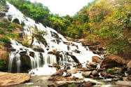 Mae Ya Waterfall 02 1