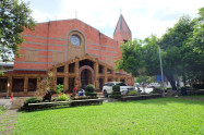 Sacred Heart Cathedral 05